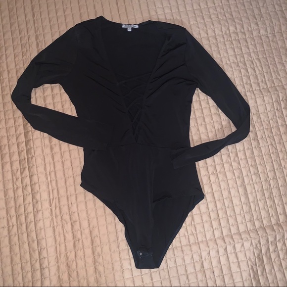 Black lace front bodysuit - Picture 6 of 6